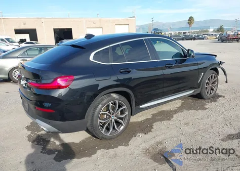 2022 BMW X4 xDrive30I z USA, uszkodzony, nr VIN 5UX33DT01N9M22898